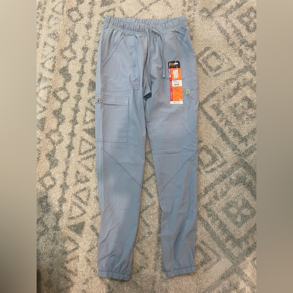 Scrub pants never been worn